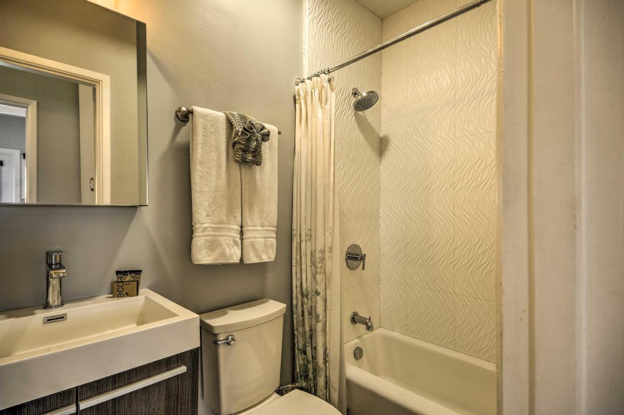 Remodeled Ventura Beach Home With Yard And Fire Pit! エクステリア 写真